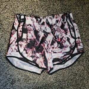 Calvin Klein Performance Women's Athletic Shorts - Black and White